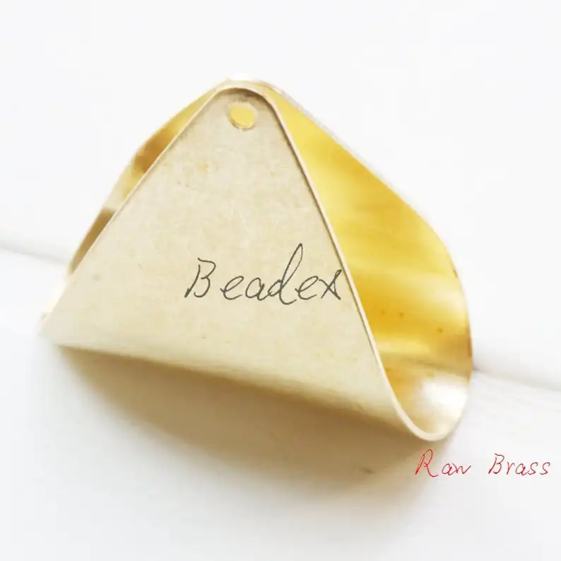 2 Pieces Raw Brass Triangle Pendant - 33x36mm (1997C)