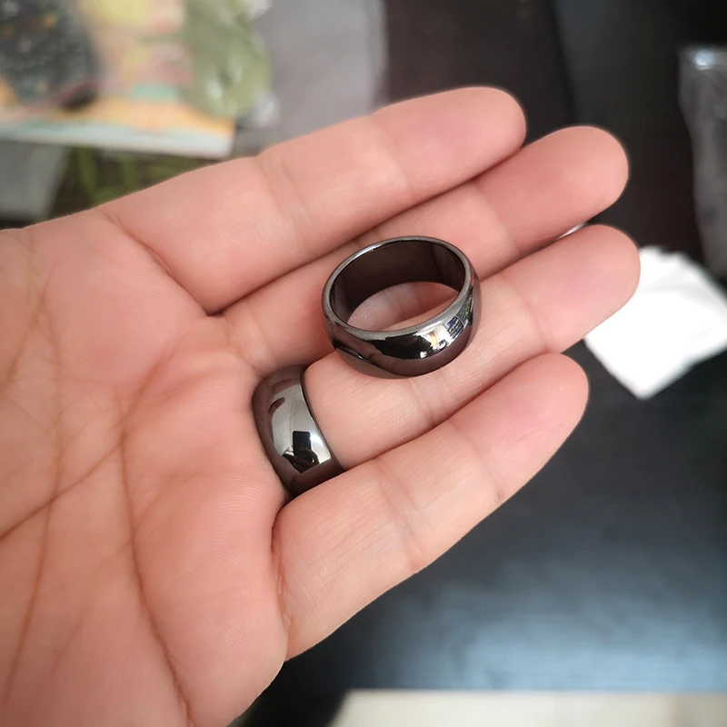 Free Drop Shipping Fashion Jewelry smooth 10mm Width Arc Black Female Hematite Rings Natural Couple Men\'s Women\'s  wholesale