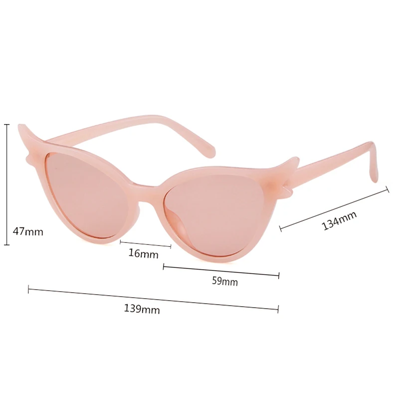 WHO CUTIE Brand 2025 Vintage 90s Unique Cat Eye Sunglasses Women Sexy Red Frame Retro Black Cateye Sun Glasses Shades Gift OM594