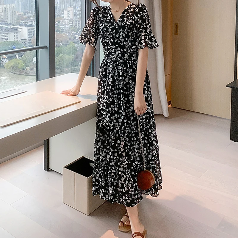 

Boho Floral Print Women Dress Summer Black Short Sleeve Ruffled V-neck Chiffon Dresses Casual Beach Female Long