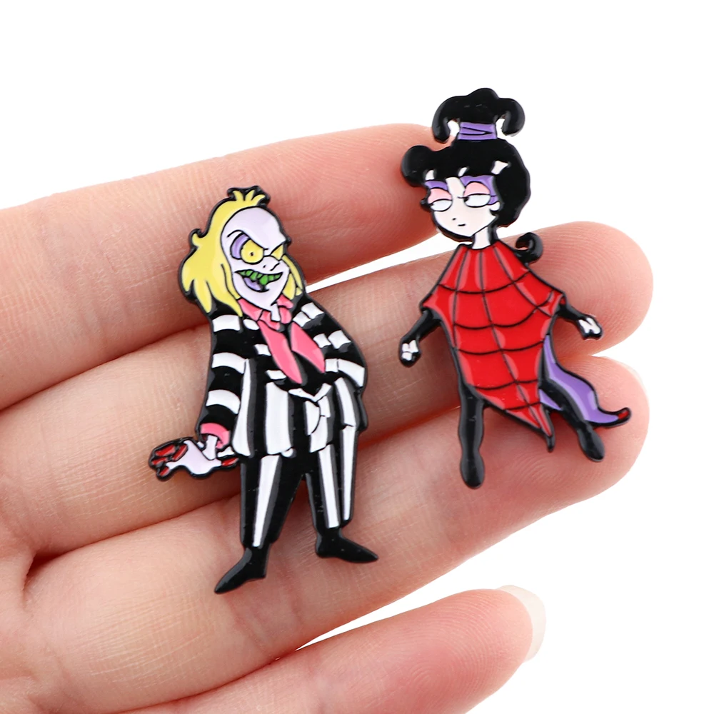 PF601 Dongmanli Couples Anime Figures Enamel Pins Badge Brooch Backpack Bag Collar Lapel Decoration Jewelry Gifts for Friends