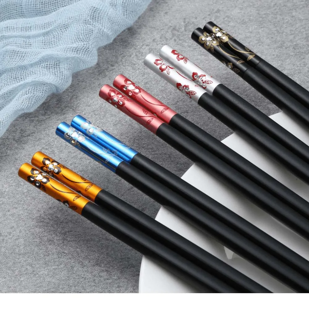 1 Pair Fashion Chopsticks Chinese Chopsticks Reusable Tableware Dinning Eating Chopstick for Gift Sushi Food Sticks