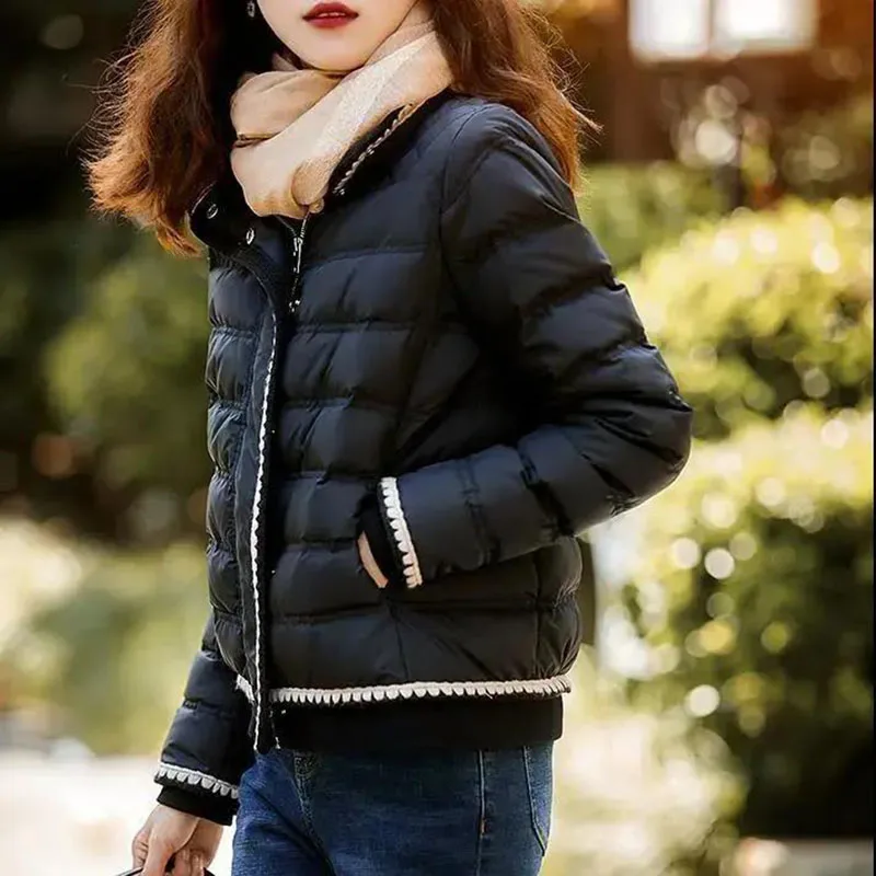 2023 New Women\'s Winter Cotton Jacket Coat Stand-Collar Short Padded Jackets Warm Fashion Puffer Coats Female Elegant Parkas