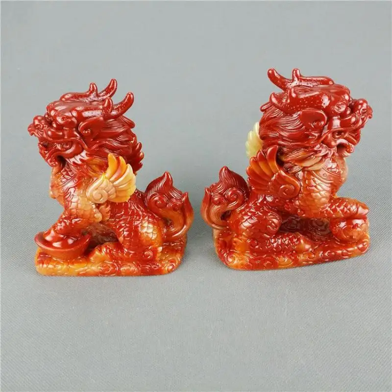 China Imitate Shoushan Stone Hibiscus Stone Hand Carved Animal A Pair of Kirin Unicorn Decoration Statues et Sculptures