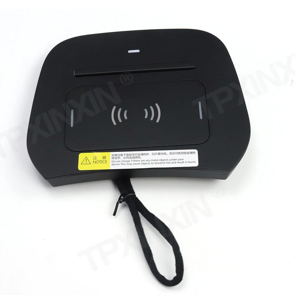QI Car Wireless Charger For Hyundai New Santa Fe 2015 2016 2017 2018 Infrared Fast Wireless Charging Car Phone Holder For Iphone