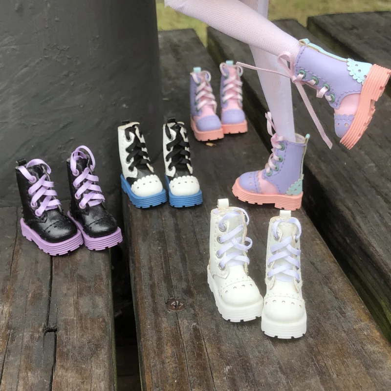 

Blythes doll shoes are suitable for OB24 1/6 size fashionable new lace-up PU Martin boots and shoes in white and black powder