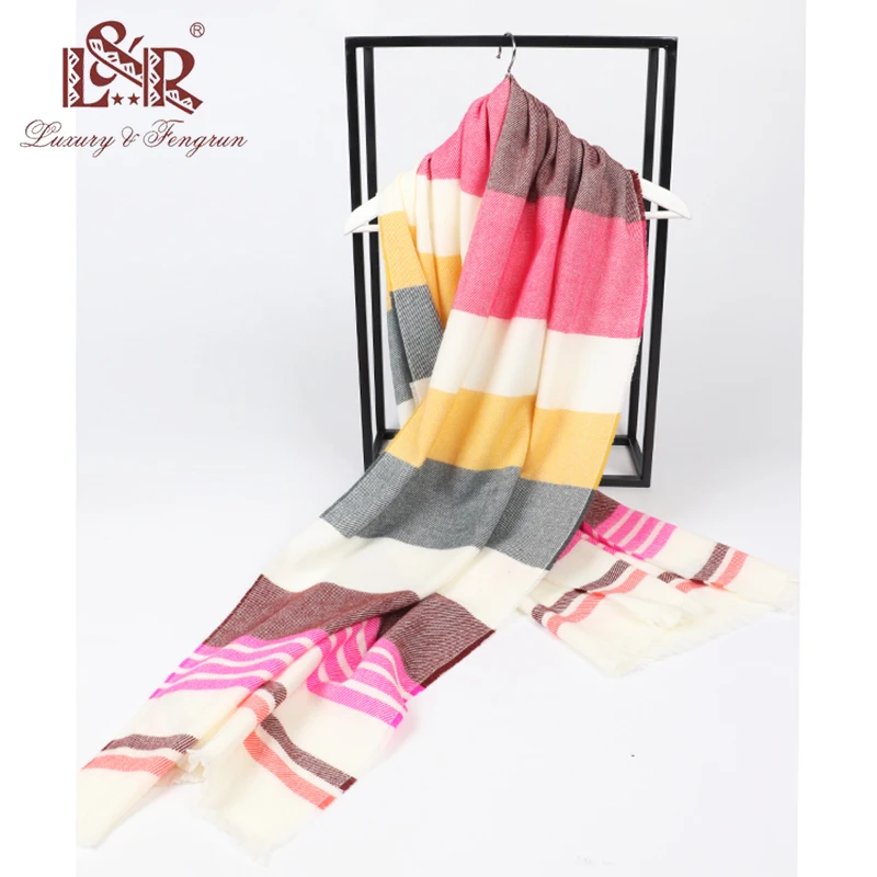 

2021 Winter Cashmere Scarf Lady Design Warm Pashmina Plaid Blanket Carriage Scarves Women Shawl Female Decoration Thick Foulard