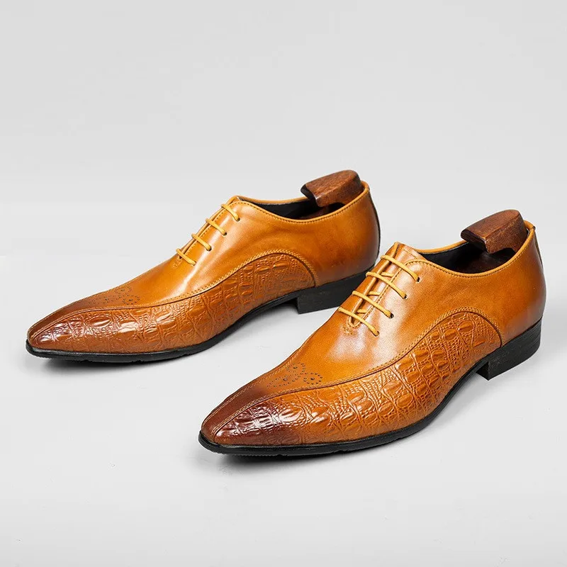 

Pointed Toe Oxfords Genuine Leather Wedding Men Shoes Trendy Embossed Leather Dress Shoes Mens Office Work Casual Business Shoes
