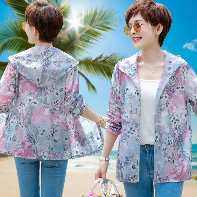 

2023 New Women's Sun Protection Clothing Middle-aged Mom Breathable Loose Jacket Thin Coat Summer Clothes 5XLC932