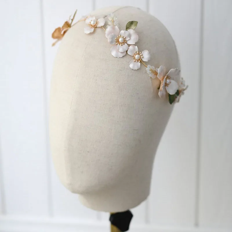 SLBRIDAL Handmade Ins Style Alloy Green Leaf Crystal Rhinestone Pearls Bridal Headband Wedding Headdress Hair Accessories Women