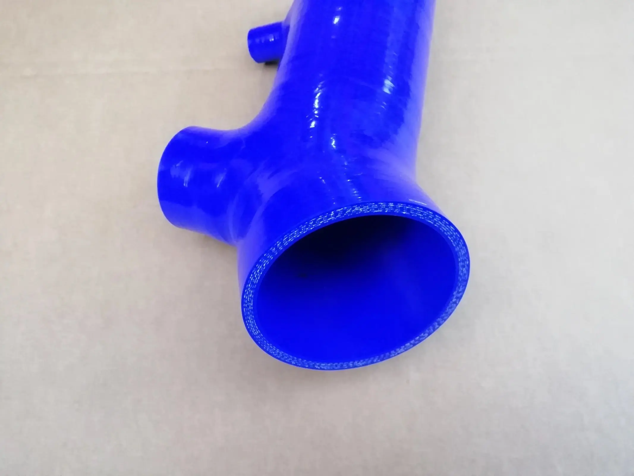 Silicone Air Intake Hose Duct 16576-VC200 16576VC200 For TB48DE Nissan Patrol GR GU Y61, Safari Pick Up TY61