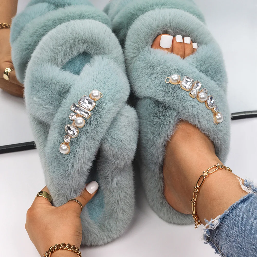 

Women's Slippers Furry Slides Fluffy Sandals Rhinstone Pearl Chain Faux Fur Slippers Ladies Flip Flops Female Fashion Shoes 2022