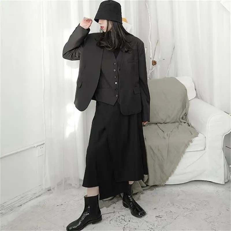 

Ladies' Suit Waistcoat Suit Spring And Autumn New Korean Fashion Classic Simple Leisure Loose V-Collar Suit