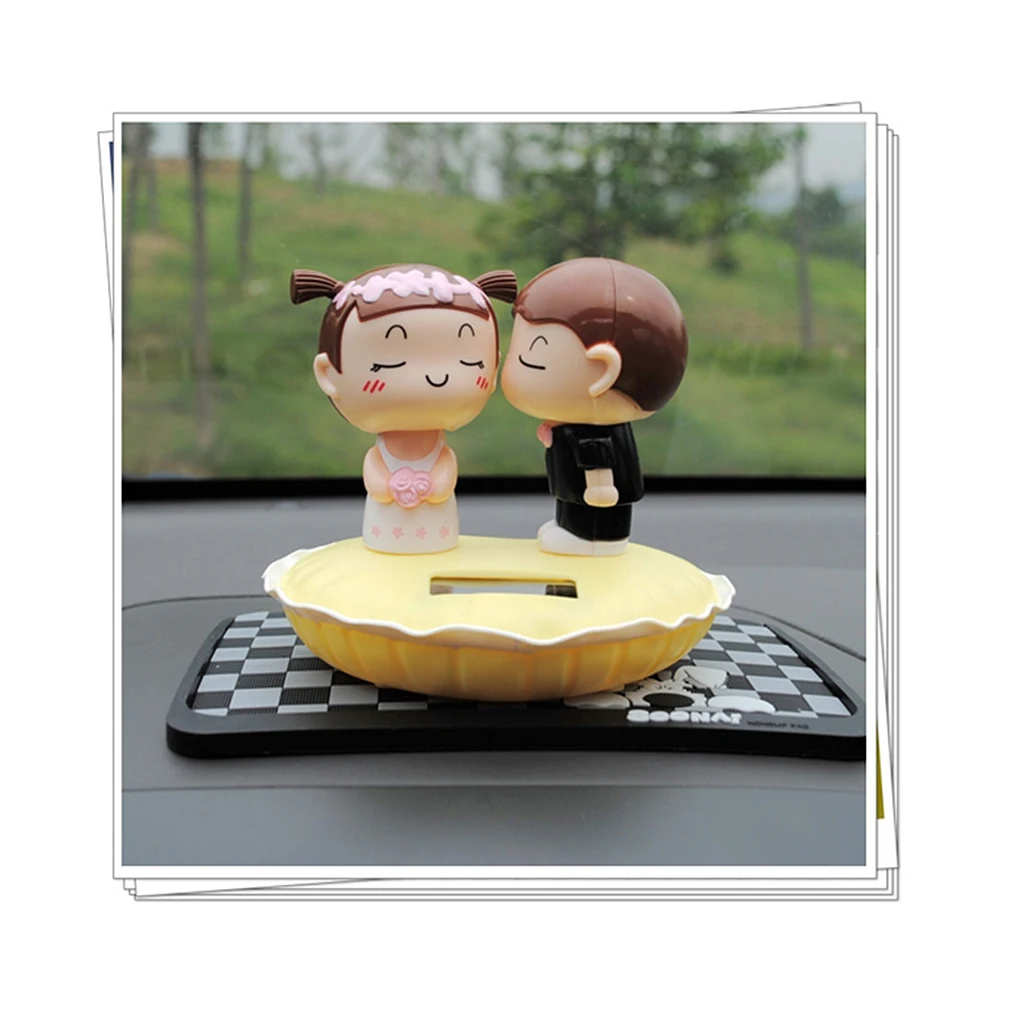 Lovely Boy Girl Decorative Solar Power Kissing Baby Bobble Head Toys Dancing Figure for Wedding Gift Home Tabletop Car Ornament