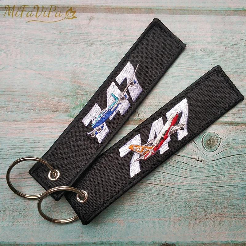 50 PCS Boeing 747 Fashion Trinket Airplane Keychain Strap Embroidery Aviation Key Chain for Men Gift Luggage Tag 747 Keyrings