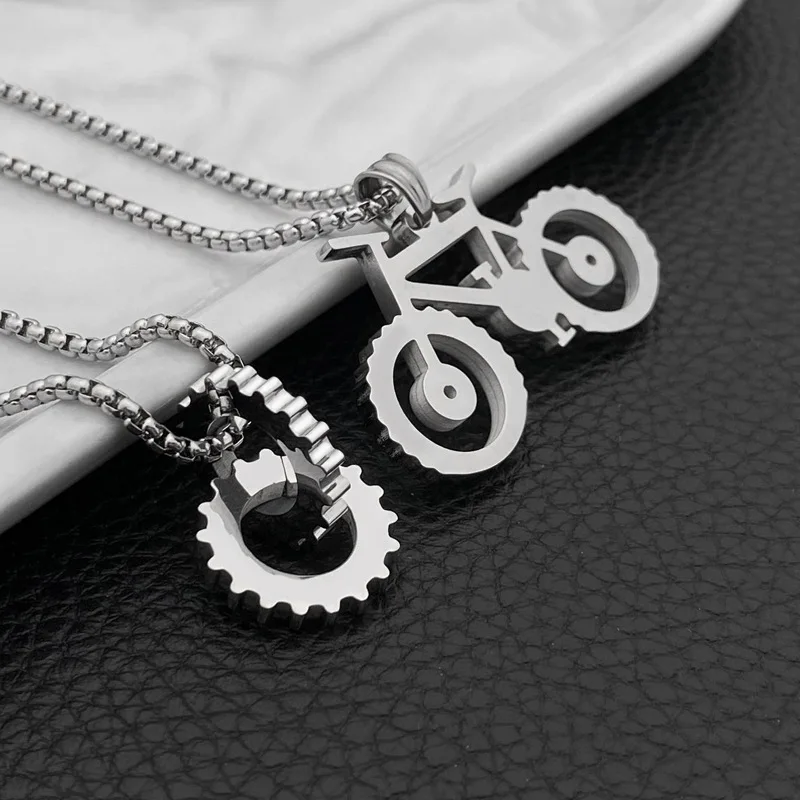 Heavy Industry Machinery Gear Pendant Stainless Steel Bicycle Shape Men And Women Titanium Steel Necklace Hot Sale