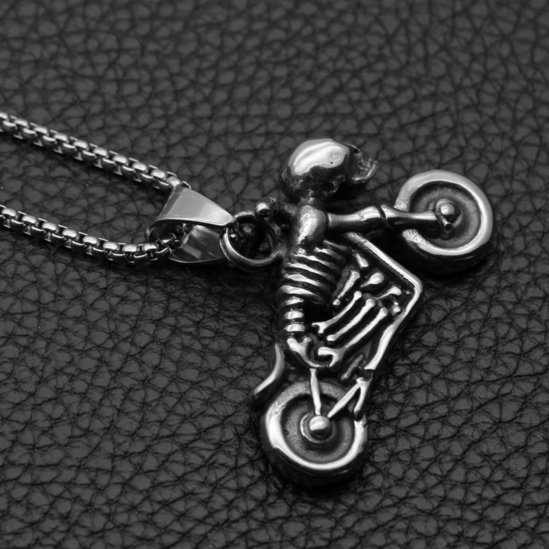 Fashion Titanium Steel Motorcycle Pendant Skull Stainless Steel Necklace Domineering Jewelry Wholesale Hot Sale