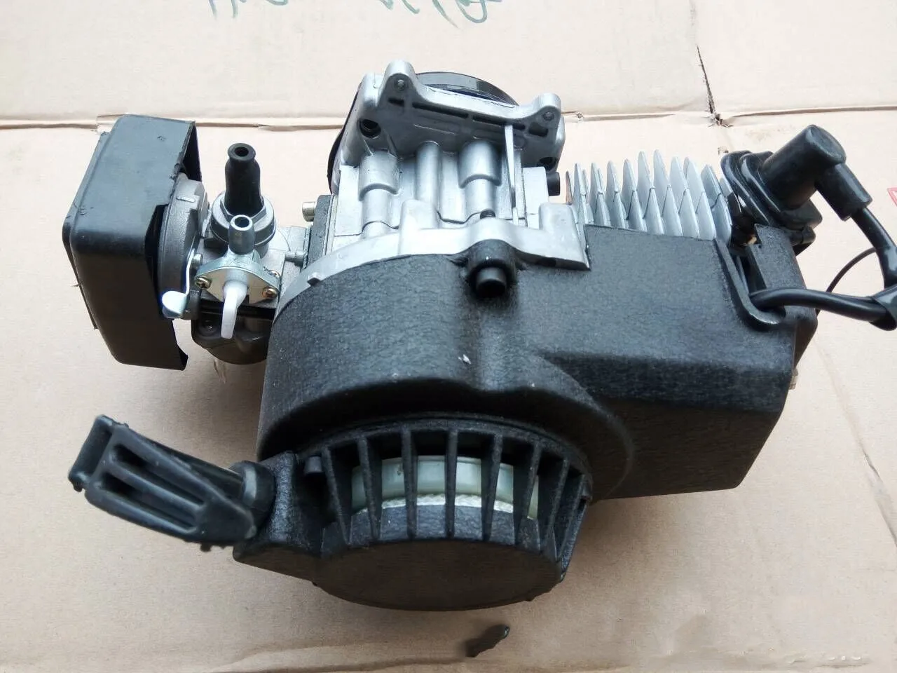 

Mini motorcycle engine Two-stroke engine Mini sports car engine engine