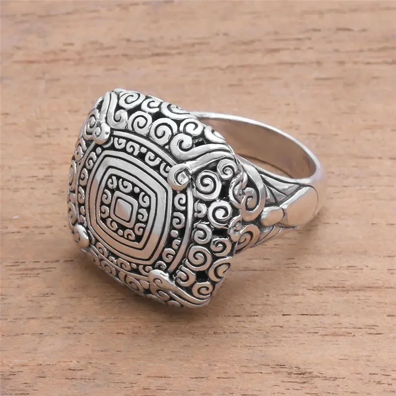 Bohemian Vintage Jewelry Retro Wide Silver Color Swirl Motif Floral Ring for Women Engagement Rings Wedding Band Jewelry Gifts