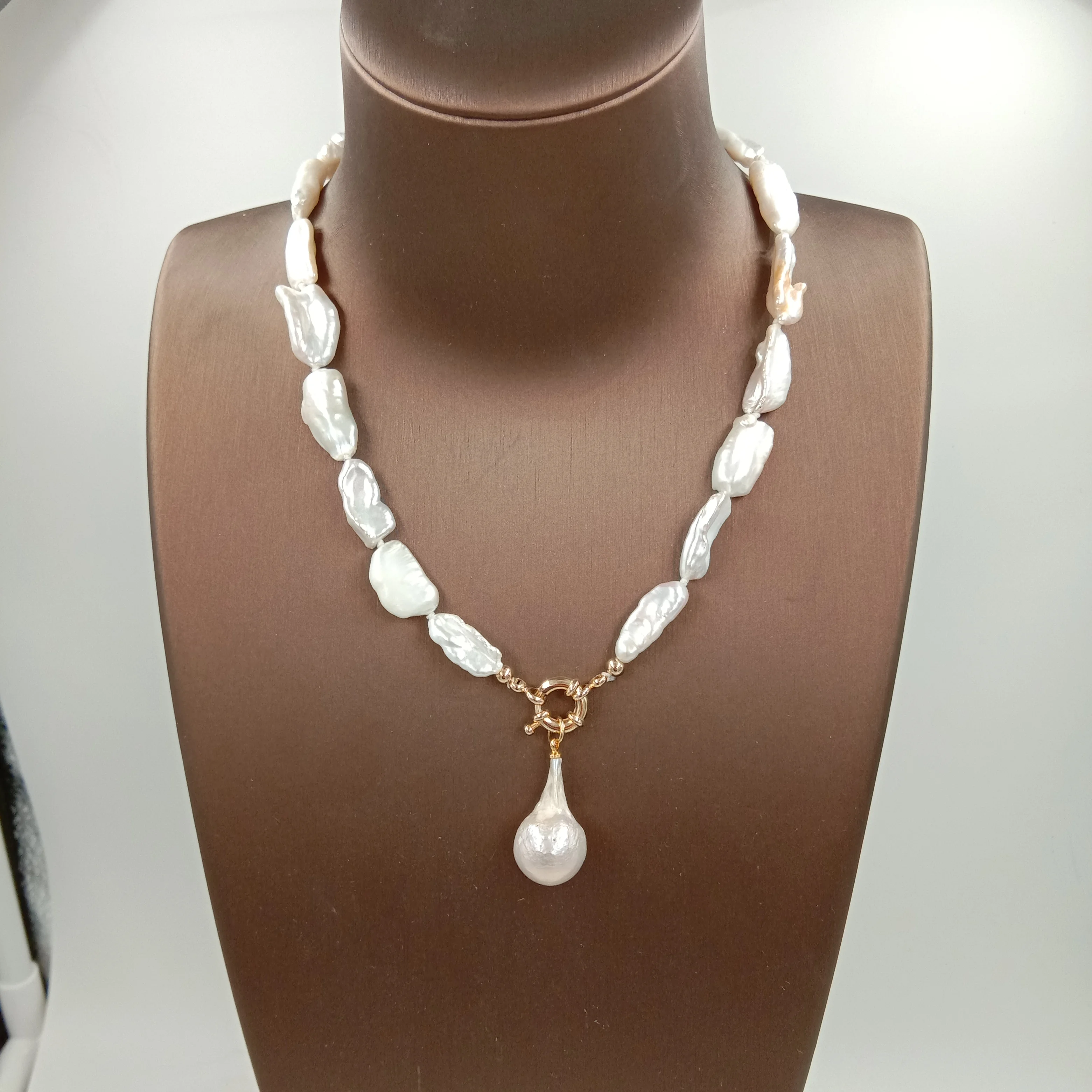 16 INCH -22 INCH CHOKER NECKLACE ,100% NATURE FRESHWATER PEARL ,ABOUT 9X25 mm BIG BIWA BAROQUE PEARL