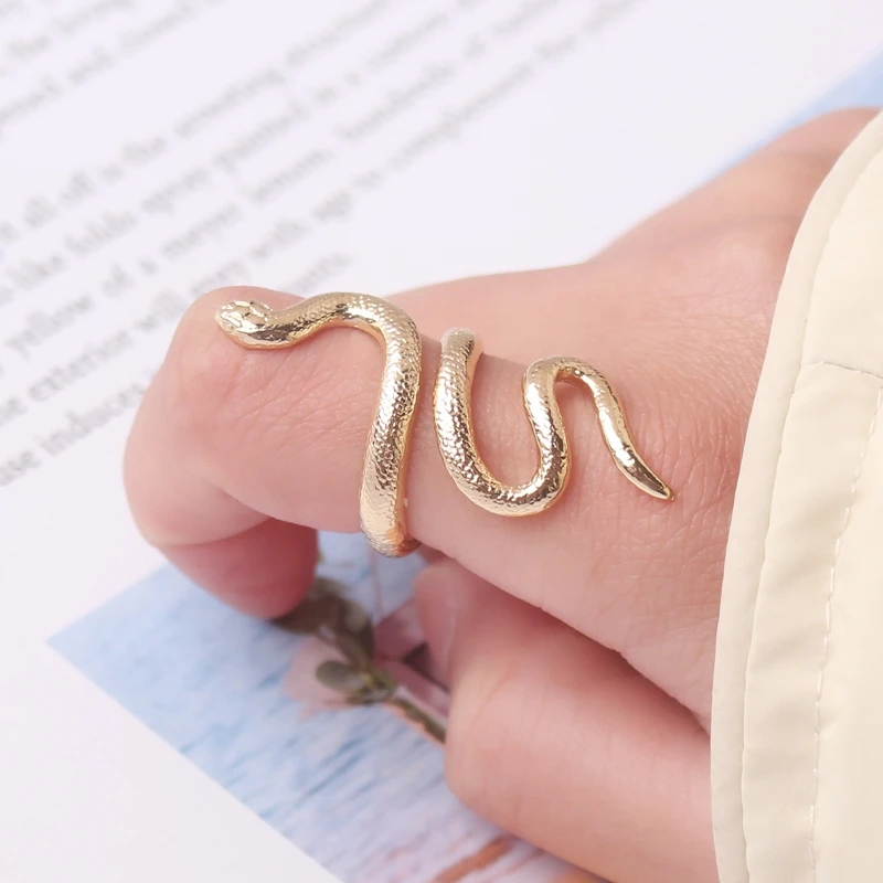 Retro Cool Snake Finger Rings For Women Opening Adjustable Rock Hyperbole Animal Stereoscopic Jewelry Metal Anillos Mujer