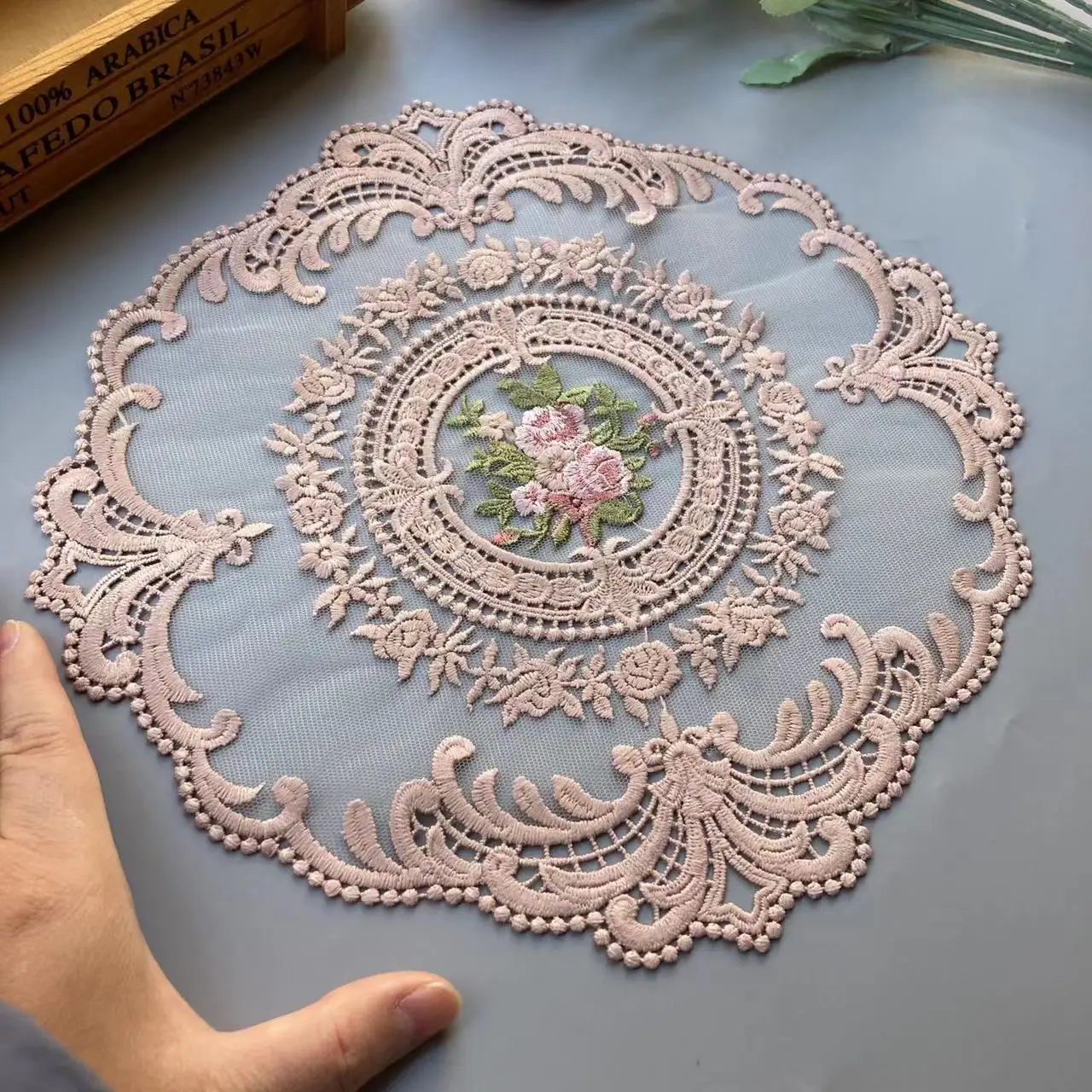 

2 pcs Pink Soft Embroidered Flower Mesh Lace Ribbon Applique Trims for Covers Curtain Home Textiles Sewing Strip Fabric 30cm Hot