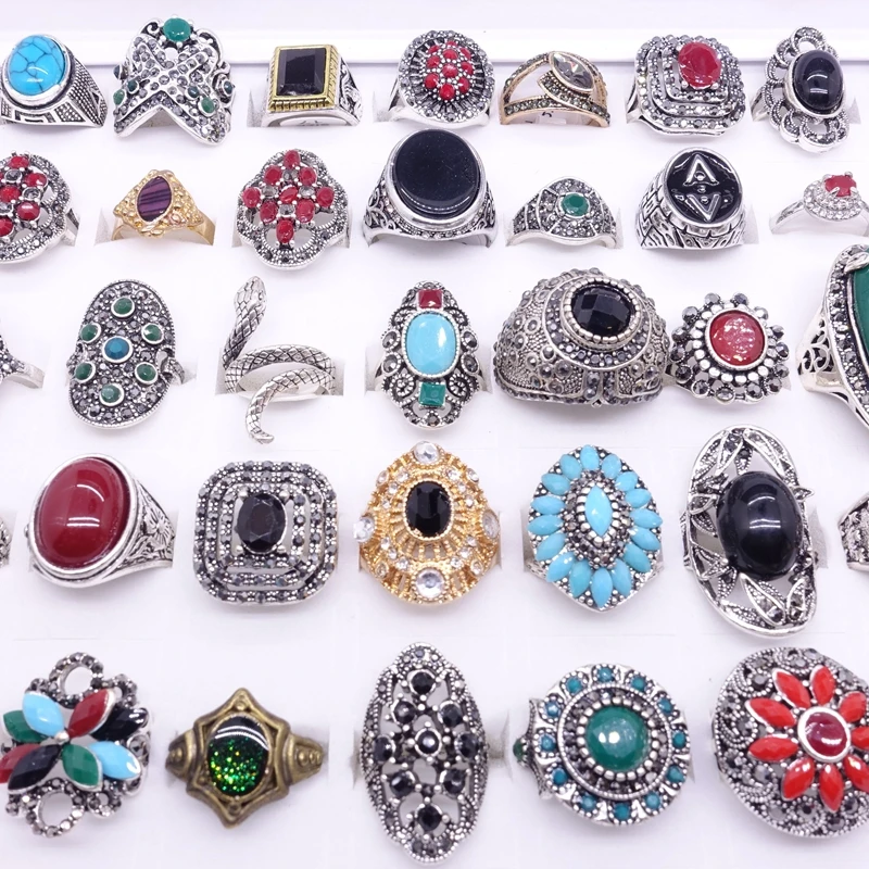 MixMax 50pcs/box Womens Rings Vintage Jewelry Mix Styles Party Favor Gifts Wholesale Lot with a Display Box Gold Silver Plated