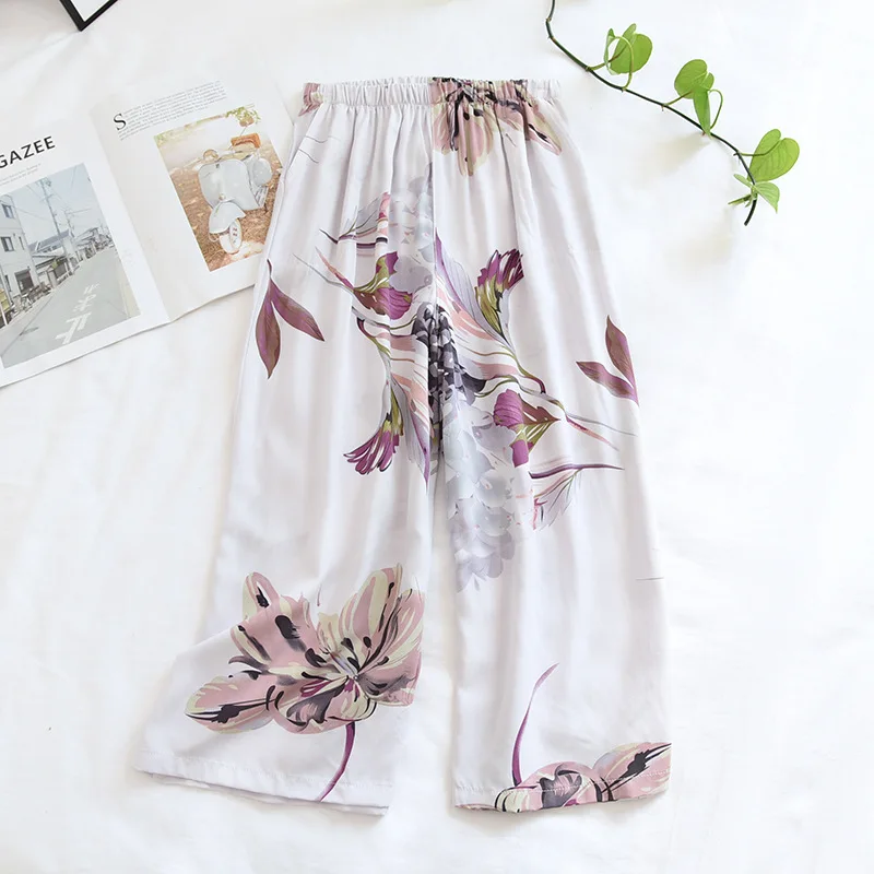 New Summer Cropped Pants 100% Viscose Ladies Shorts Artificial cotton Loose Casual Large Floral Home Pants cute bottoms woman