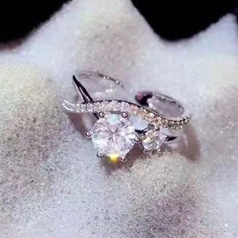 Classic Verlovingsring Aaa Kubieke Zirkoon Vrouwelijke Vrouwen Flash Strass Bruiloft Cz Uitgeholde Band Ringen Zilveren Kleur Sieraden