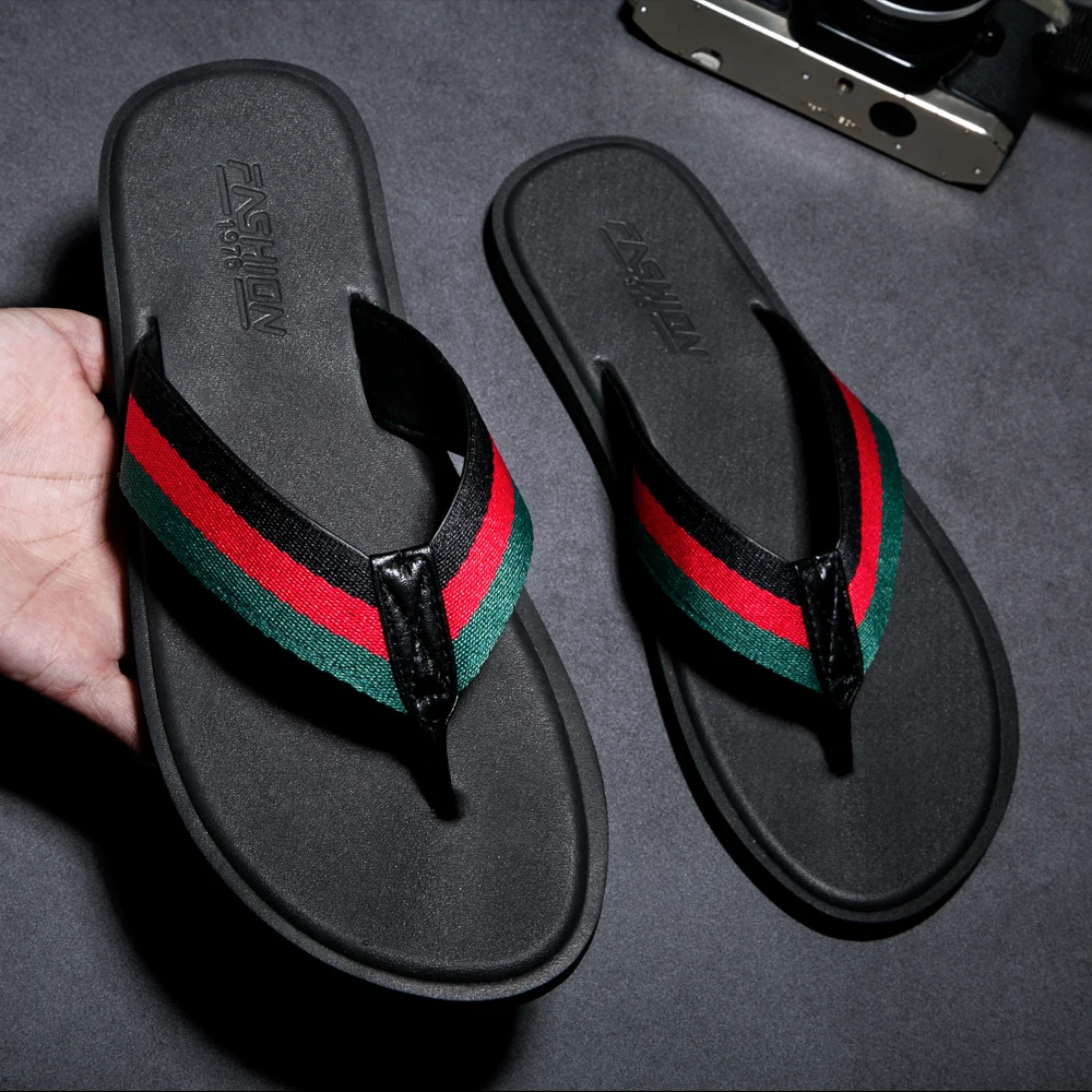 

Men's Slippers Men's Flip Flops Household Shoes Men's Summer Beach Slippers Indoor or Outdoor Sports Men's Slippers Black Large