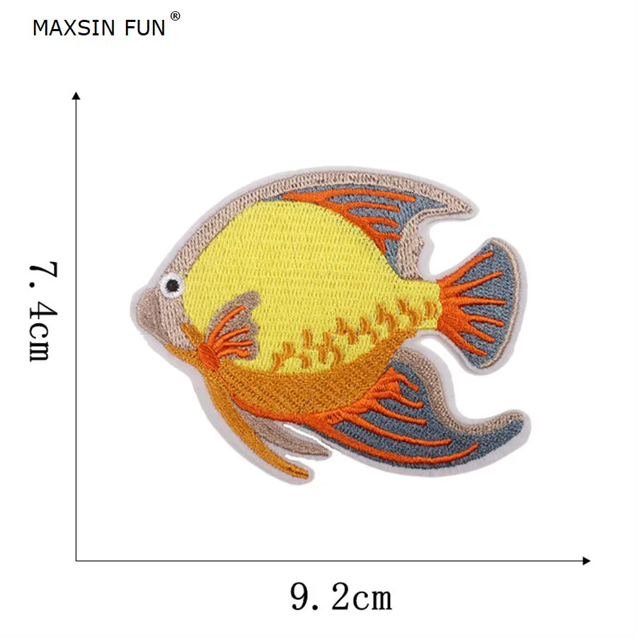 MAXSIN FUN 10 PC/Lot Embroidery Cartoon Sea Creature Stickers Crab Shrimp Starfish Fabric Patch Iron On Clothes DIY Decorative