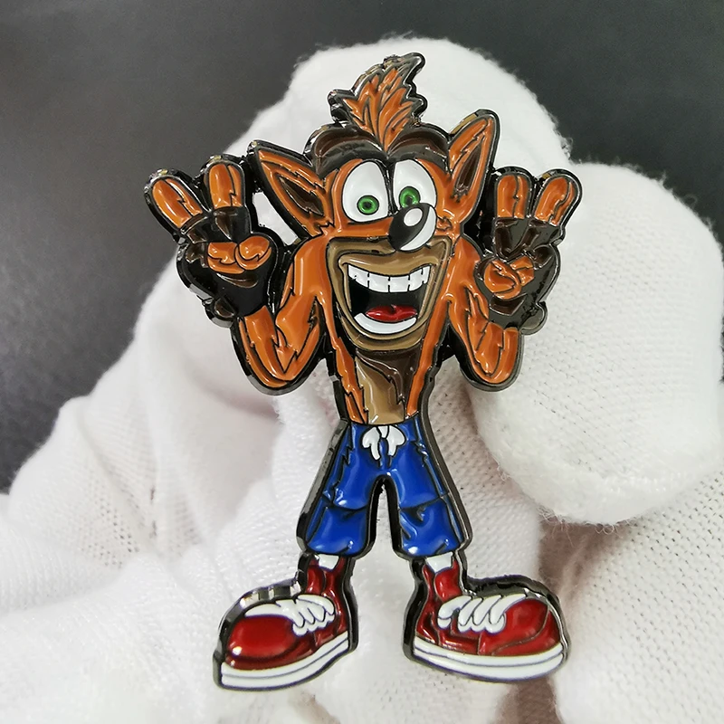 Crash Bandicoot game brooch