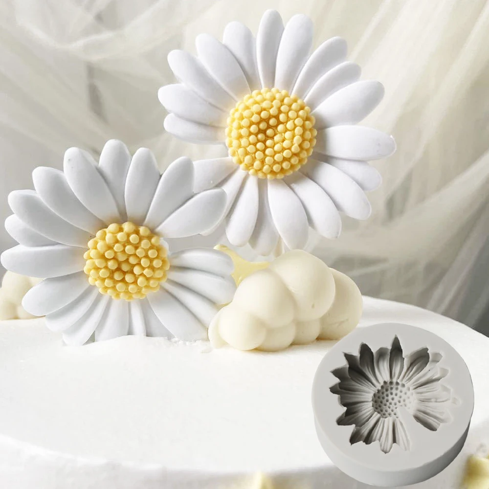 Daisy Chamomile Flower Silicone Mold Car Aromatherapy Epoxy Handmade Soap Candle Mold DIY Decoration Candy Icing Mold M2768