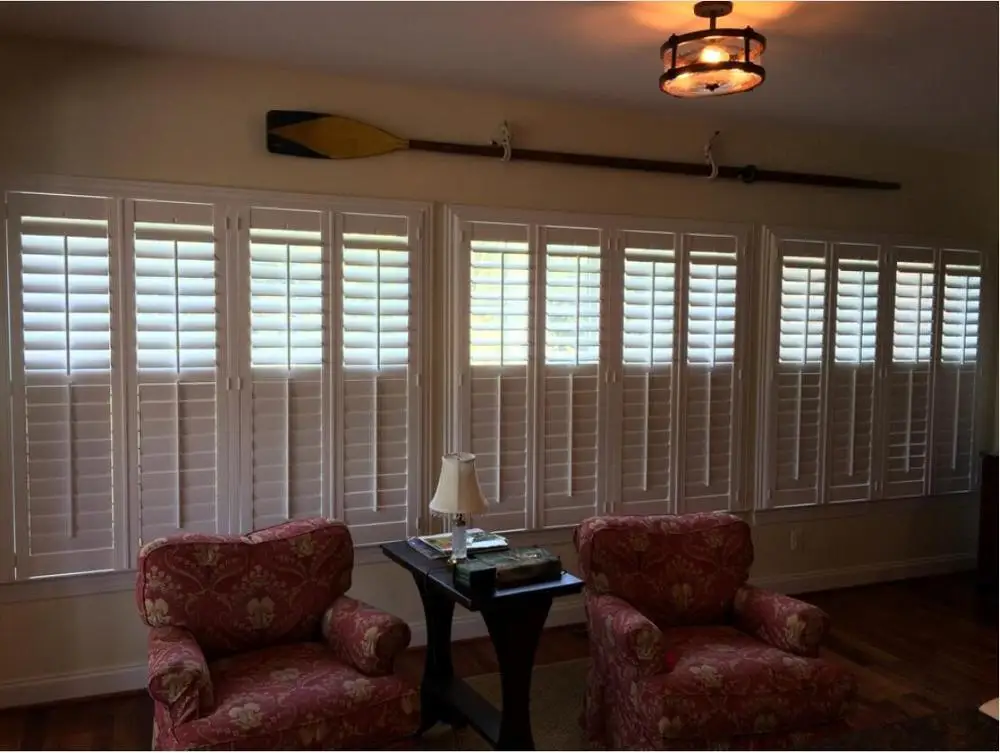 Custom Basswood Plantation Shutters Wooden Blinds Solid Wood Shutter Louvers PS258