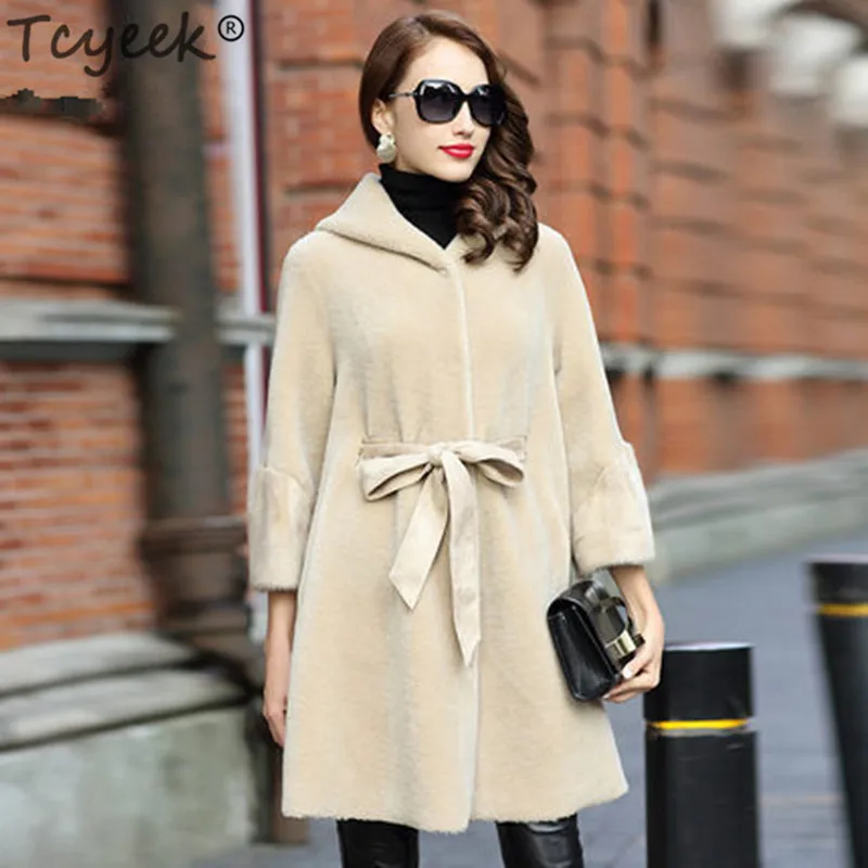 Real Sheep Shearing Fur Coat Female Natural Wool Jackets Women Autumn Winter Long Warm Clothes Mink Fur Cuff 2020 LWL1375