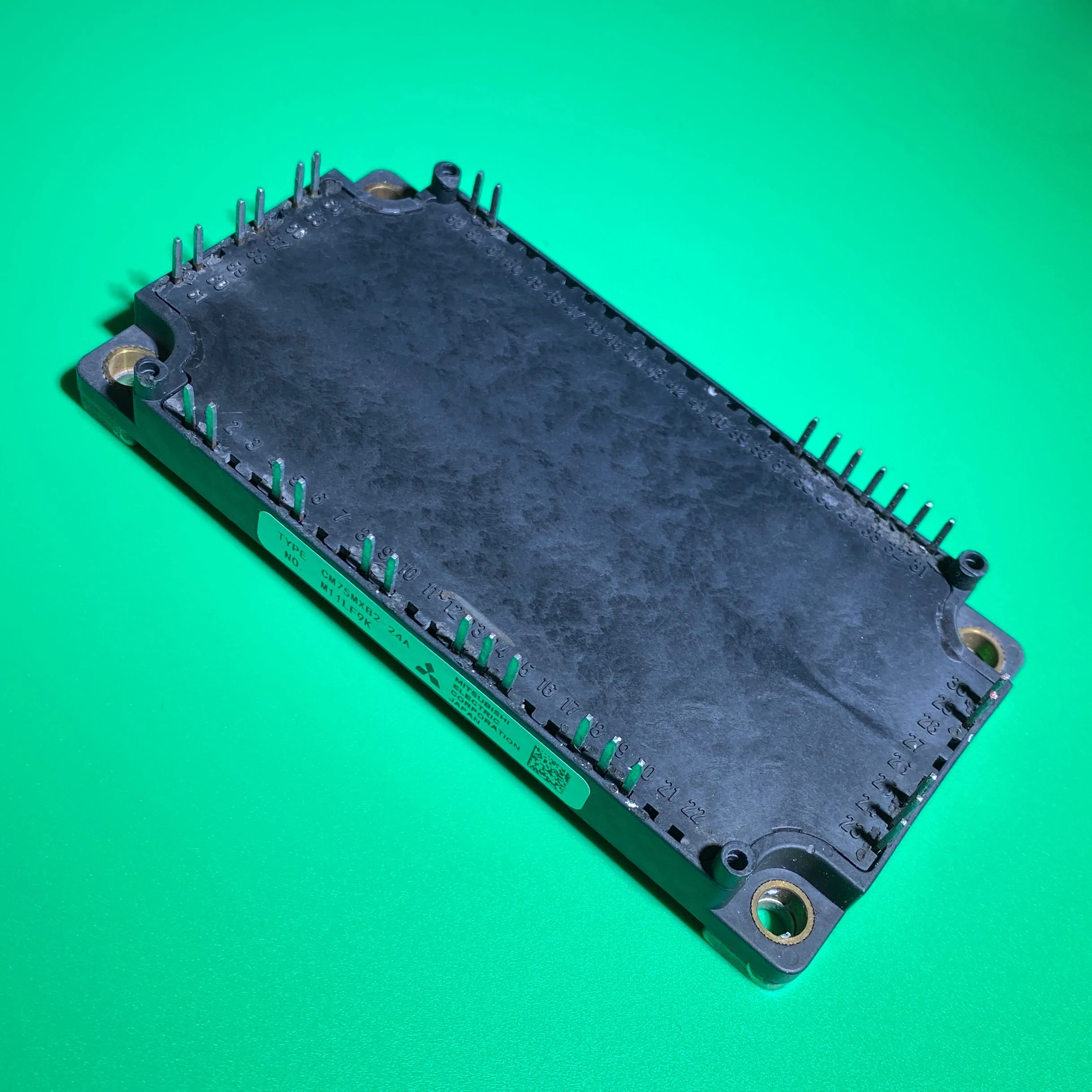 

CM75MXB2-24A IGBT CM75MXB2-24 A MODULES HIGH POWER SWITCHING USE 75A 1200V CM75MXB224A CM75MXB 2-24A CM75 MXB2-24A CM 75MXB2-24A