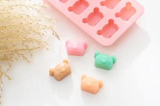 Cartoon bear silica gel mold DIY chocolate ice cube mold