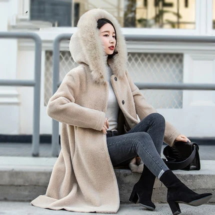 

Sheep Shearing Overcoat 2020 Real Fur Coat Women Winter Long Hood Parka Real Fox Fur Collar Jacket manteau femme hiver LX2573