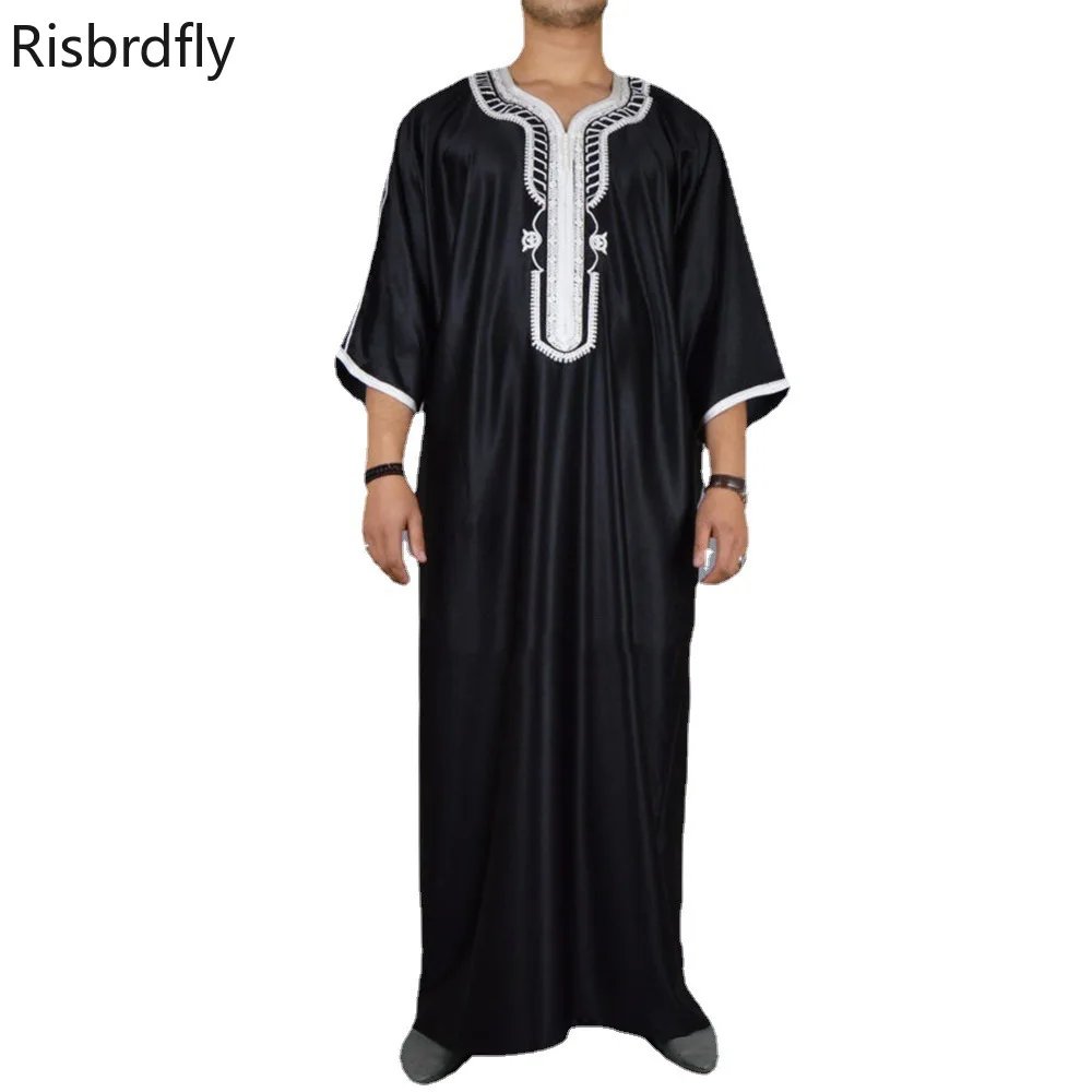 

African Clothes for Men 2021 Summer African Men V-neck Black Long Abaya African Clothing