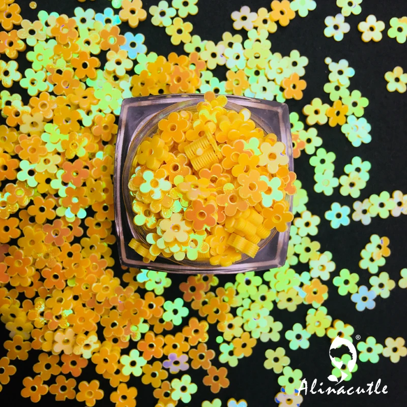 25g Tiny Flower Sequins Ornament Paillette Sewing Garment Accessories Clothing Accessories Spangle DIY Scrapbooking Shakes