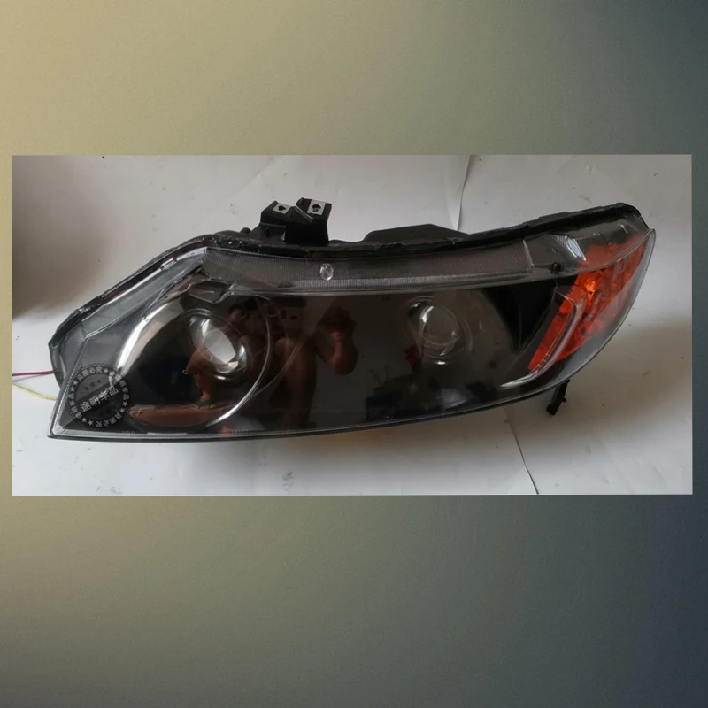 Suitable for Honda 8th generation Civic headlight assembly modification double-lens LED daytime running light angel eye hernia l