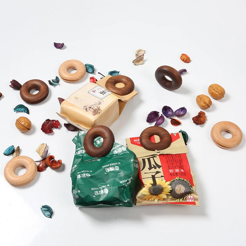 Storage In The Kitchen Wooden Doughnut Sealing Clips Creative Decoration Snack Packaging Bag Moisture-proof Clip Sealing Machine