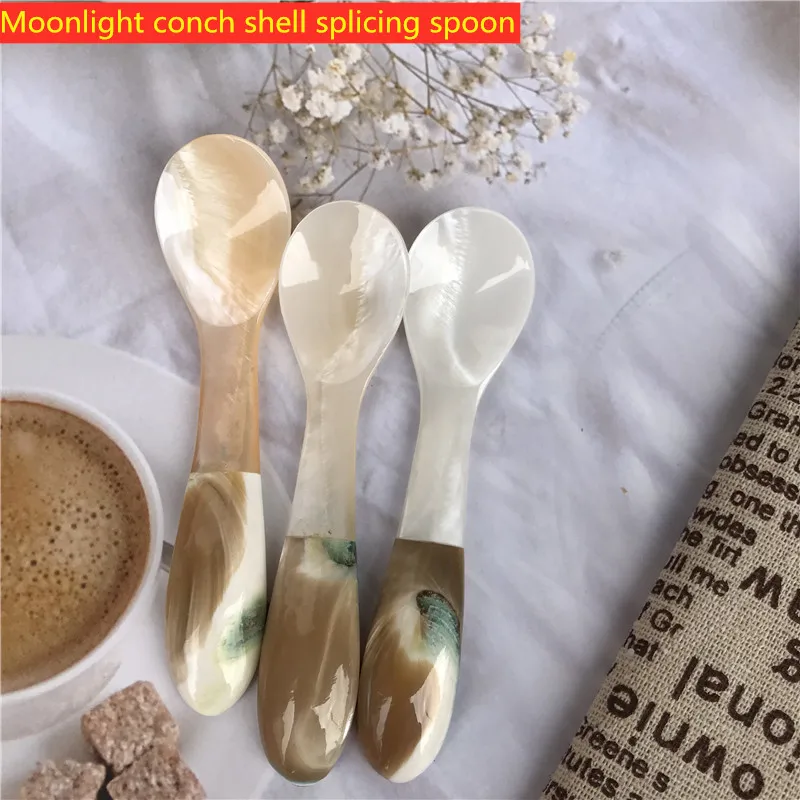 2PCS Natural Conch Shell Mussel Coffee Spoon River Mask Seasoning Spoon Scoop of Caviar Creative Conch Characteristics