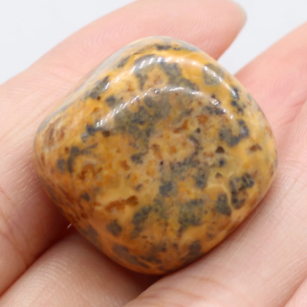 

Natural Yellow Crazy Agate Semi-precious Stones Irregular Shape Exquisite Stone Decoration Gift Accessories