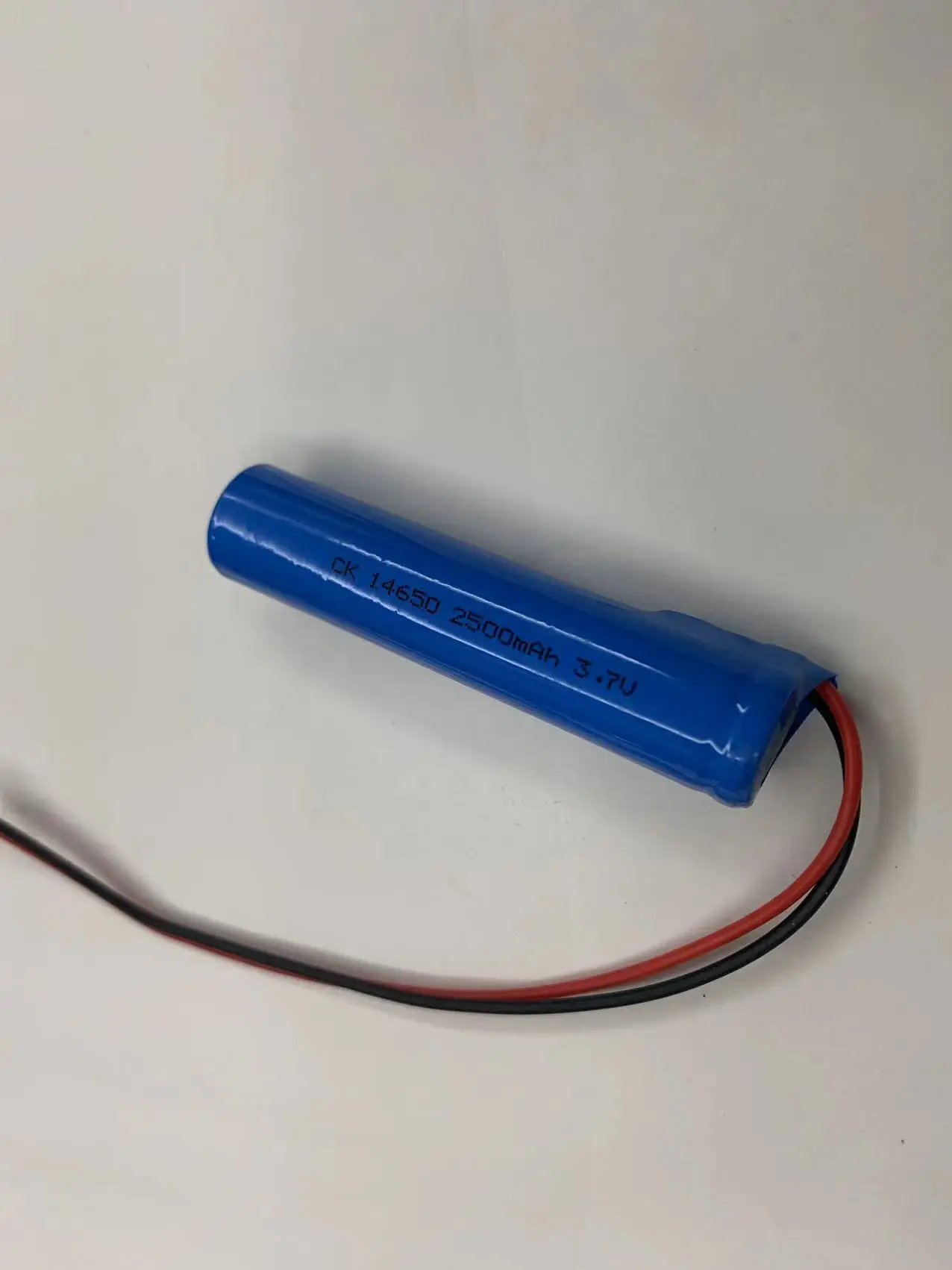 Kup więcej będzie tanie fabrycznie nowe oryginalne 3.7V akumulator 14650 2500mah latarka z końcówką nici 2.0 sprzęt medyczny