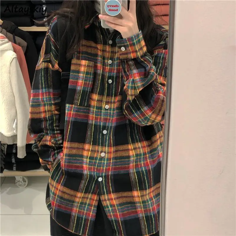 Plaid Shirts Women Vintage All-match College Fashion New Autumn Elegant Female Turn-down Collar Pockets Baggy Cozy Korean Style