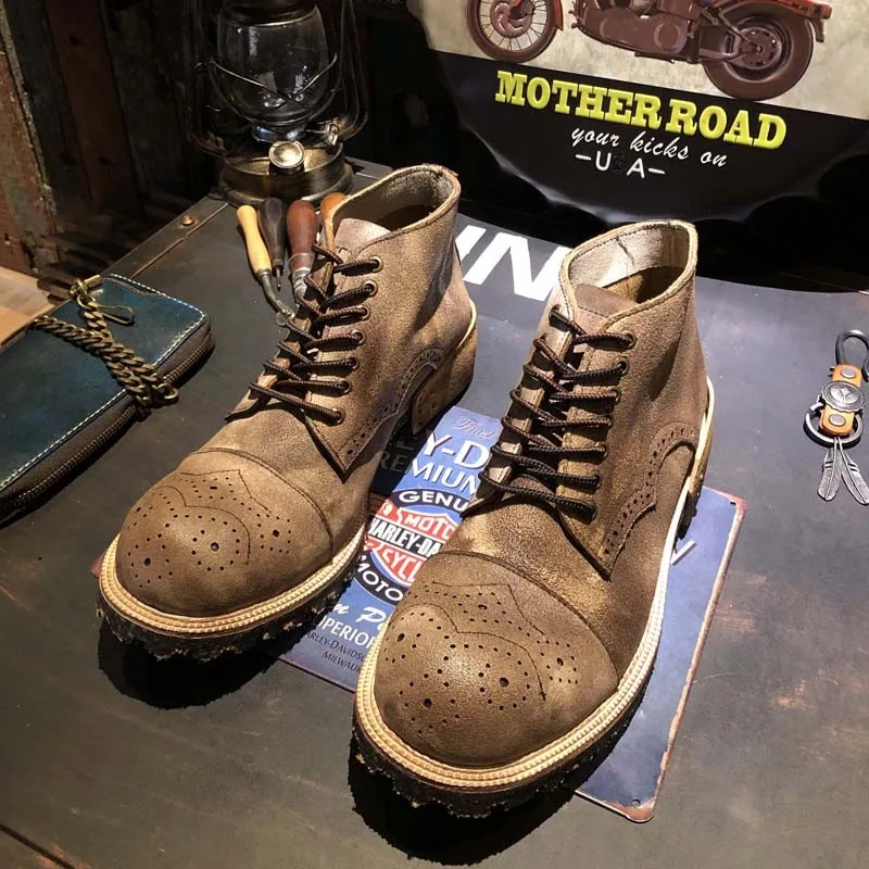 Real Style 100% Vintage British Leather Safety Desert Men Brand Lace Up Motorcycle Ankle Boots Work Carved Brogue Shoes