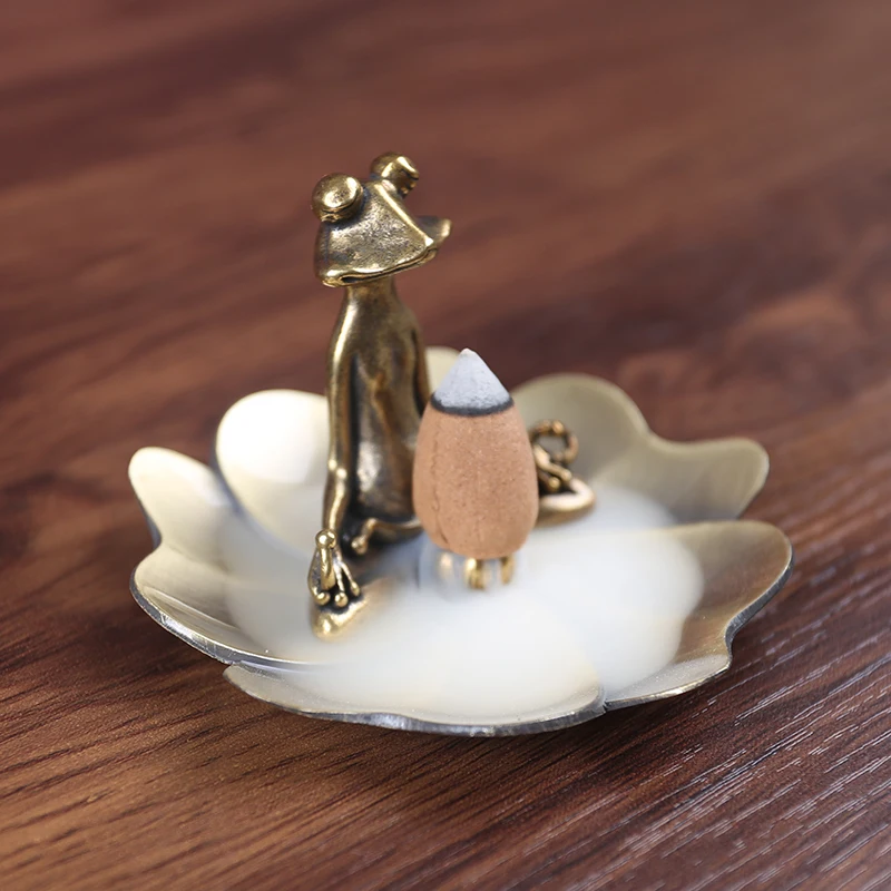 

Retro Brass Meditate Zen Buddhism Frog Statue Small Ornament Copper Animal Sculpture Incense Burner Home Desk Decoration Tea Pet
