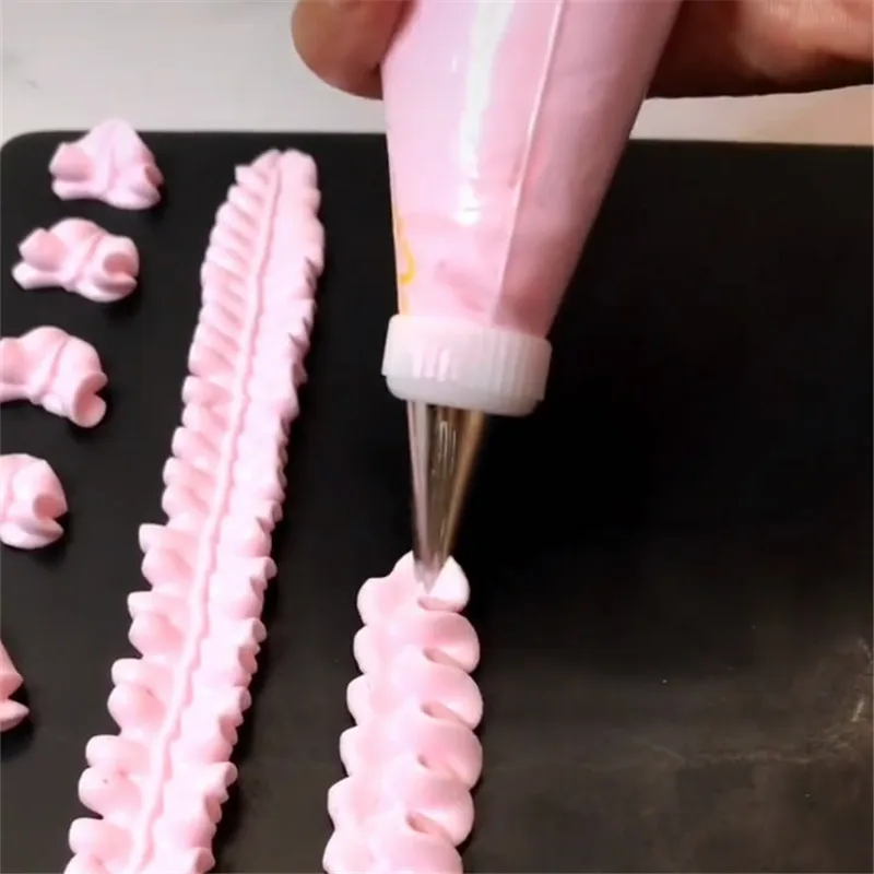 Douilles Pâtisserie Rose Pétale Métal Crème Conseils Gâteau Outils de décoration En acier Glaçage Tuyauterie Tuyauterie Cake Crème Décorateur Tool Pâtisserie (Color : 5PCS
