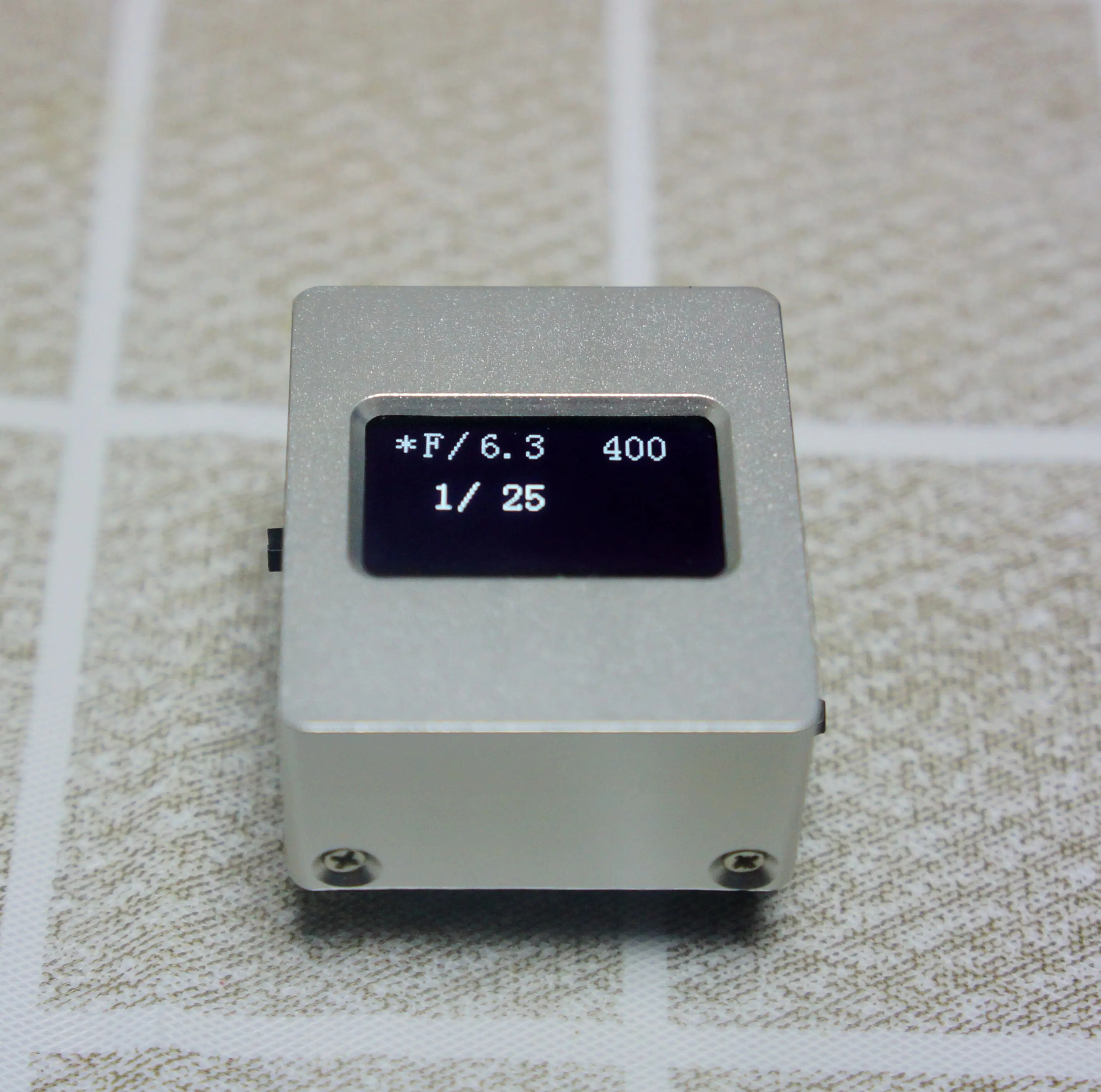 Metal V-201X Light Meter, Camera Top Reflection Light Meter, Hot Shoe and Cold Shoe Fixing, Nylon Optional